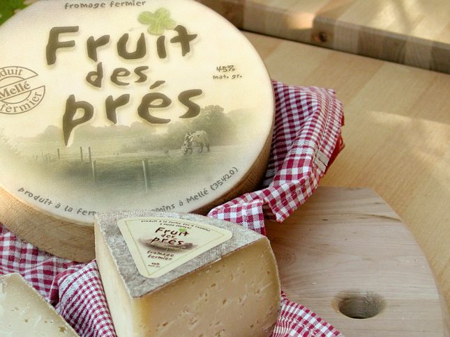 étiquette pour le fromage fruit des prés à mellé